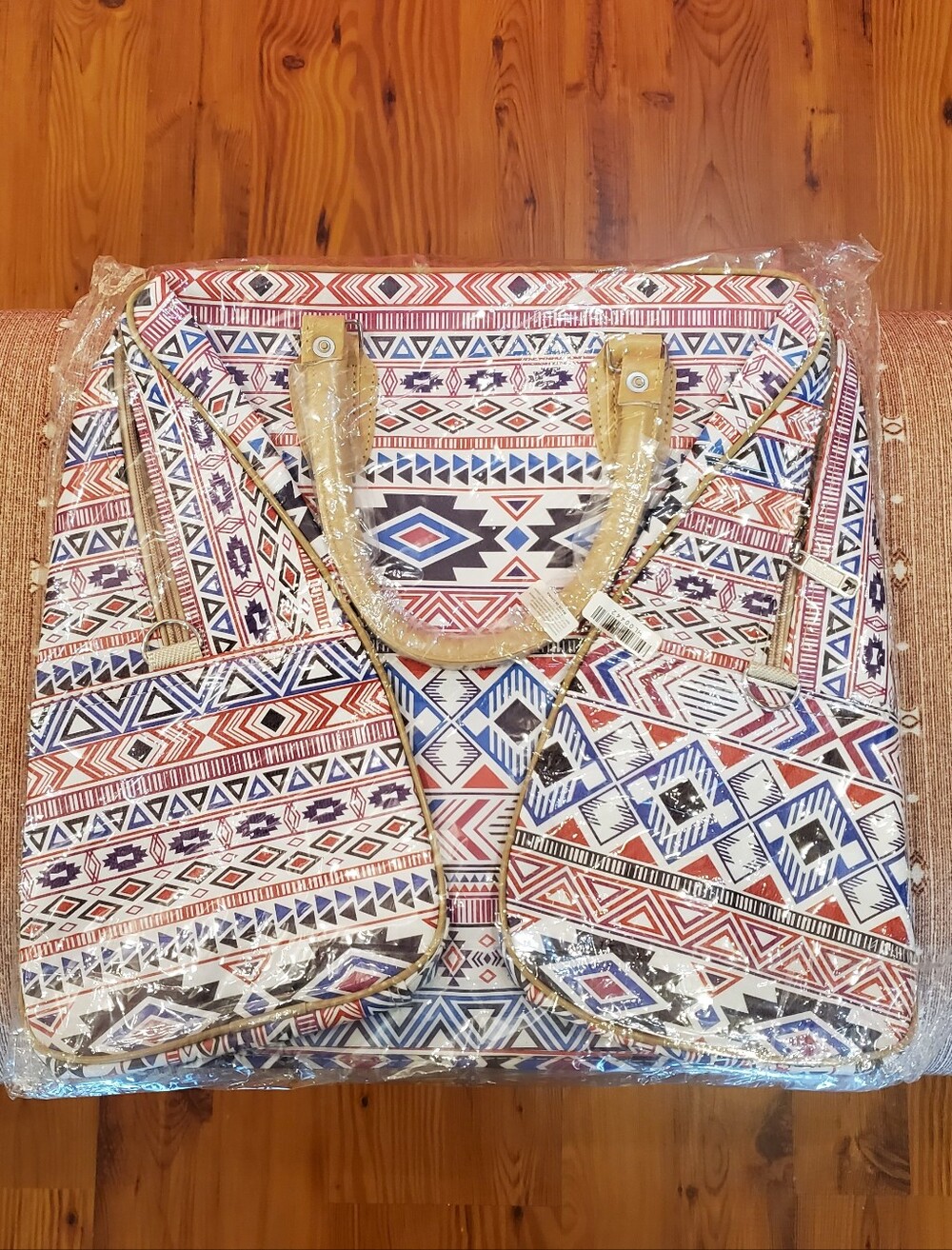 Aztec Print Weekender Bag - Picture 2 of 2